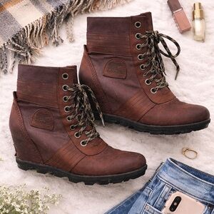 Sorel Women’s 9.5 Brown Wedge Lace Up Boots NL3046 Oxblood Leather